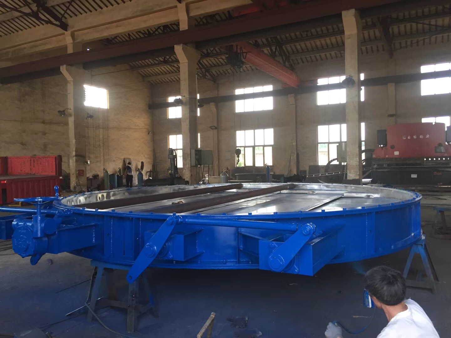 늄(dng){(dio)(ji)L(fng)T(mn)